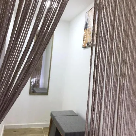 Pensión Shibari San Giuliano